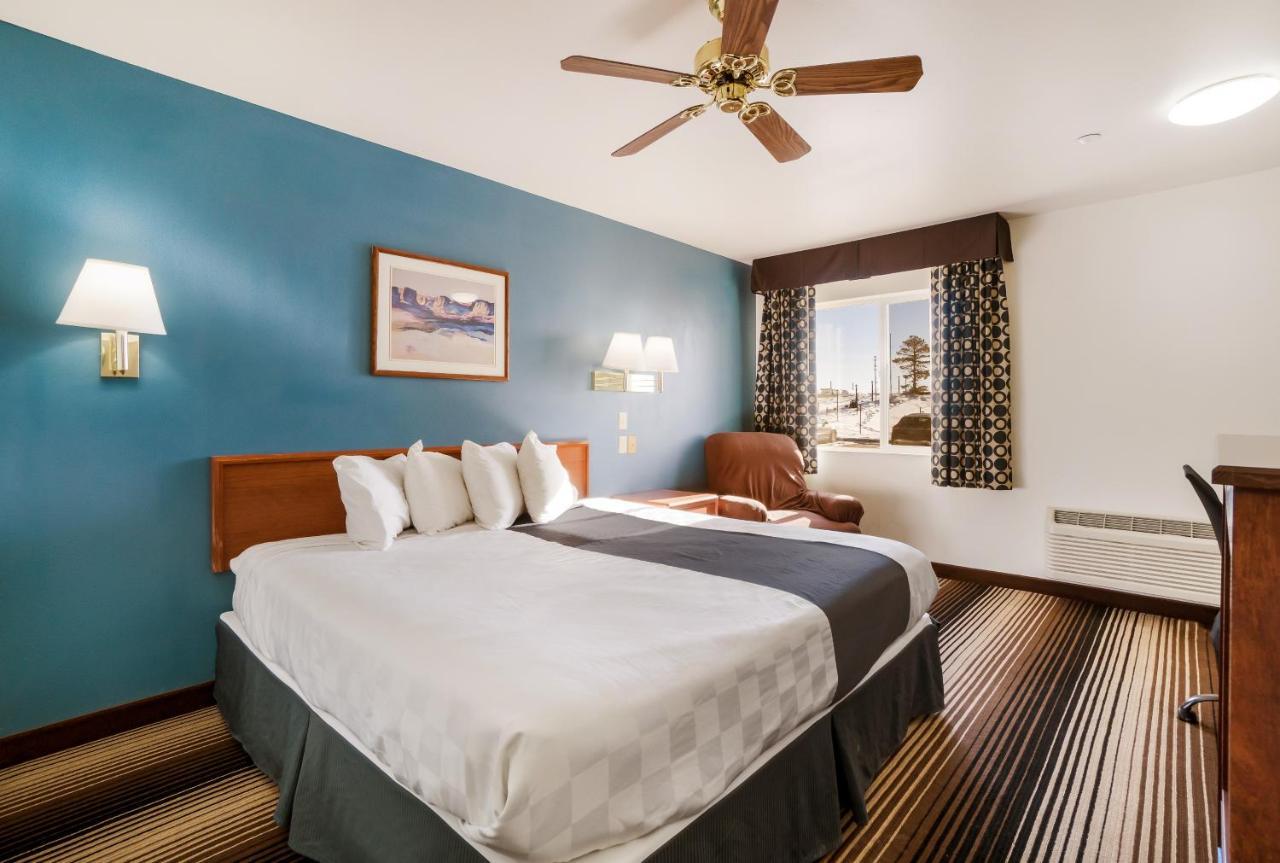 Americas Value River Hotel Green River
